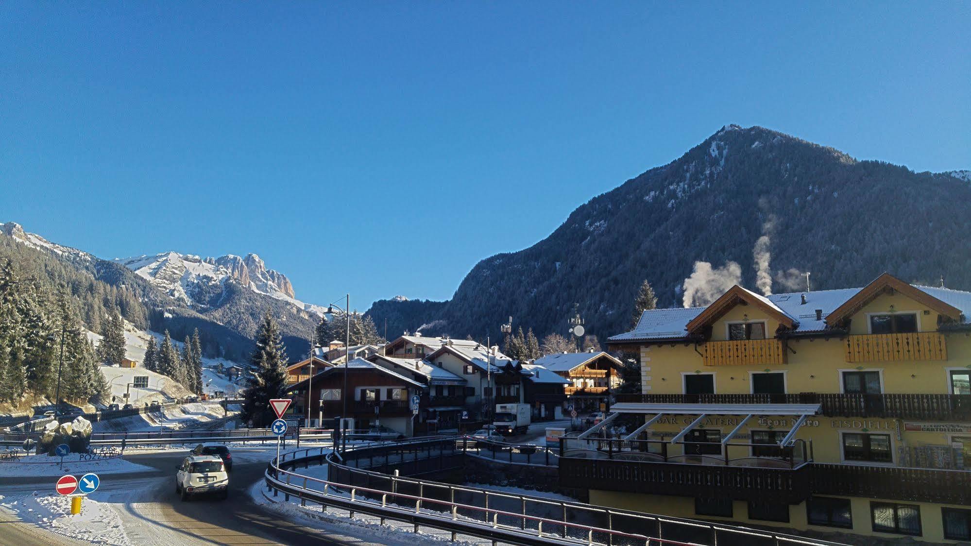 GH Hotel Monzoni Pozza di Fassa Buitenkant foto